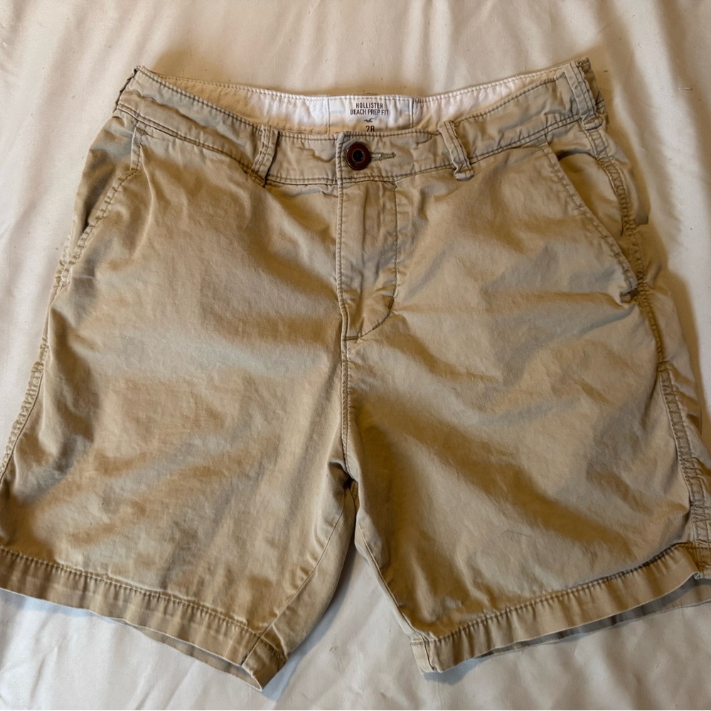 Hollister Beach Prep Fit Chino Shorts - 28” Waist